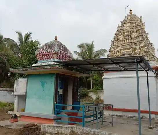 Arulmigu Lakshminarasimmaswamy Temple, Odayakulam - 642104 அருள்மிகு லட்சுமிநரசிம்மசுவாமி திருக்கோயில், Odayakulam - 642104, Coimbatore - Ancient Temple Architecture and History Image 2