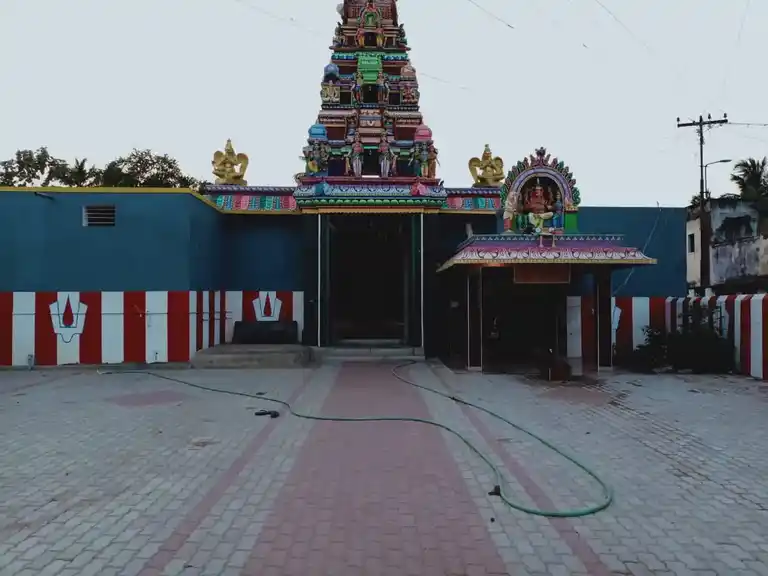 Arulmigu Lakshminarayana Perumal Temple, C. Meiyur - 605803 அருள்மிகு லட்சுமி நாராயணப்பெருமாள் திருக்கோயில், C. Meiyur - 605803, Viluppuram - Ancient Temple Architecture and History Image 4