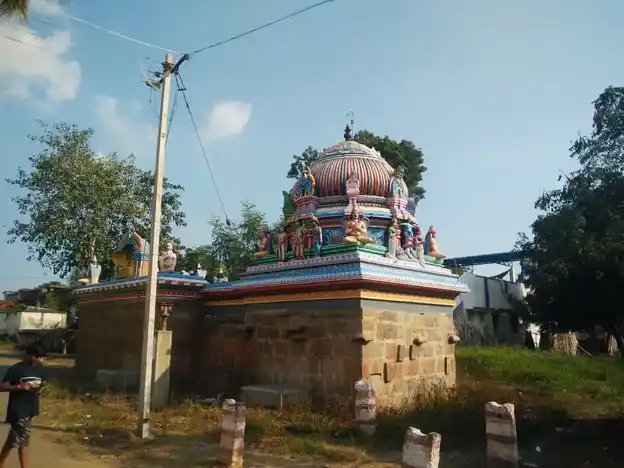 Arulmigu Lakshminarayana Perumal Temple, Pulivalam - 639115 Arulmigu Lakshminarayana Perumal Temple, Pulivalam - 639115, Thiruchirappalli - Ancient Temple Architecture and History Image 4
