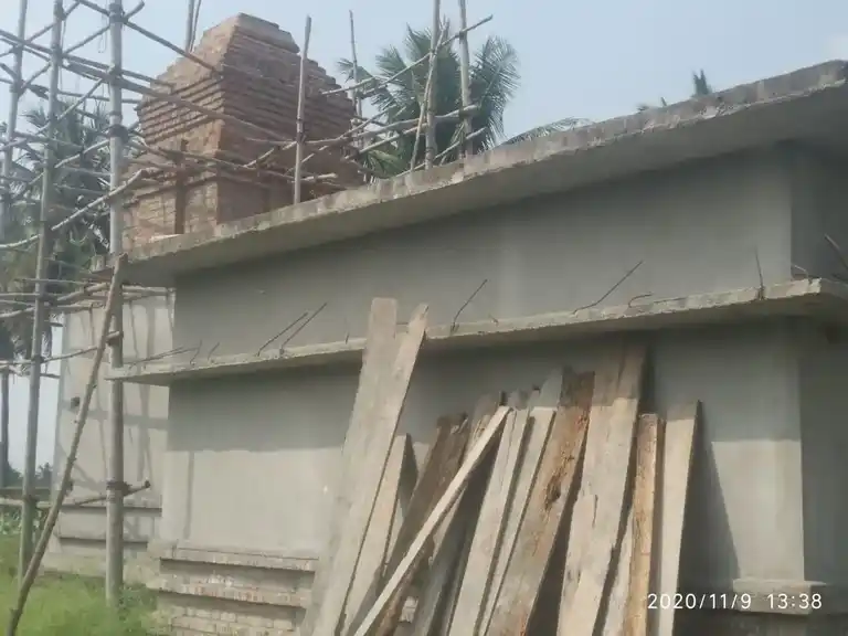 Arulmigu Lakshminarayana Perumal Temple, Sekkandahalli - 636903 அருள்மிகு லஷ்மி நாராயண பெருமாள் திருக்கோயில், செல்லம்பட்டி, Sekkandahalli - 636903, Dharmapuri - Ancient Temple Architecture and History Image 2