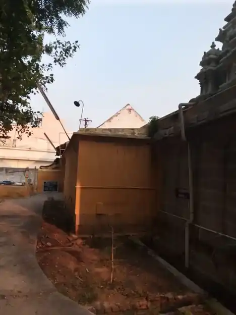 Arulmigu Lakshminarayana Perumal Temple, Thalapathy Samuthiram - 627101 அருள்மிகு லட்சுமிநாராயணப்பெருமாள் திருக்கோயில், Thalapathy Samuthiram - 627101, Tirunelveli - Ancient Temple Architecture and History Image 3