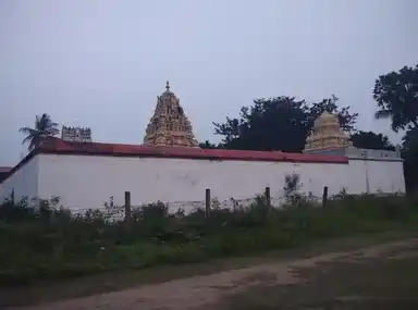 Arulmigu Lakshminarayana Perumal Temple, Vandavasi, S Navalpakkam - 604408 அருள்மிகு இலட்சுமிநாராயணப்பெருமாள் திருக்கோயில், வந்தவாசி, S நாவல்பக்கம் - 604408, Tiruvannamalai - Ancient Temple Architecture and History Image 4