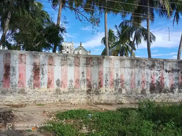Arulmigu Lakshminarayana Perumal Temple, Vanganoor - 631303 அருள்மிகு லட்சுமிநாராயண பெருமாள் திருக்கோயில், வங்கனூர் - 631303, Tiruvallur - Ancient Temple Architecture and History Image 4