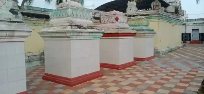Arulmigu Lakshminarayana Perumal Temple, Vanganoor - 631303 அருள்மிகு லட்சுமிநாராயண பெருமாள் திருக்கோயில், வங்கனூர் - 631303, Tiruvallur - Ancient Temple Architecture and History Image 8