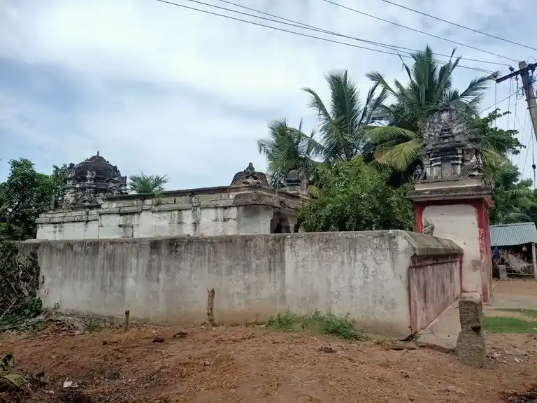 Arulmigu Lakshminarayana Perumal Temple, Veerasozhiyam - 605755 அருள்மிகு லட்சுமிநாராயணப்பெருமாள் திருக்கோயில்,  - 605755, Viluppuram - Ancient Temple Architecture and History Image 5