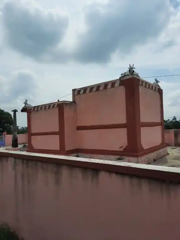 Arulmigu Lakshminarayana Swamy Temple, Baisuhalli - 635205 அருள்மிகு லட்சுமி நாராயணசாமி திருக்கோயில், Baisuhalli - 635205, Dharmapuri - Ancient Temple Architecture and History Image 3