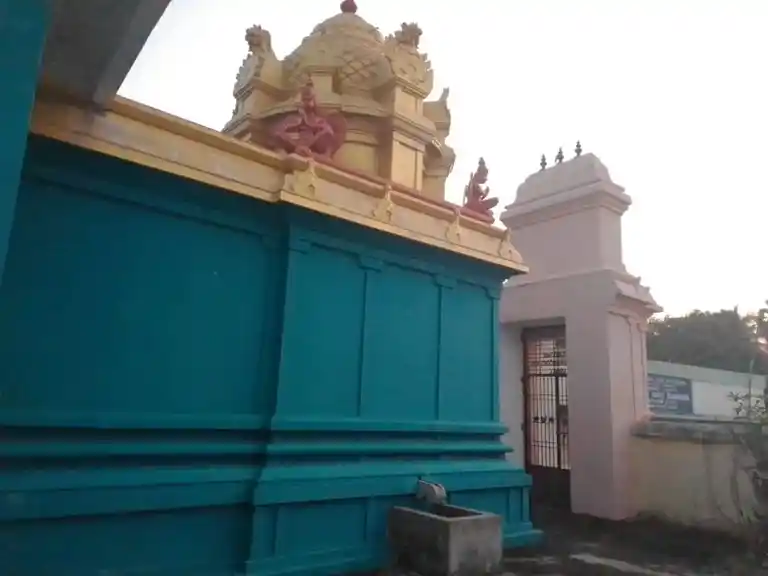 Arulmigu Lakshminarayanan Perumal,Varatharaja Perumal Temple, Akkadavalli - 607106 அருள்மிகு லட்சுமிநாராயணபெருமாள், வரதராஜப்பெருமாள் திருக்கோயில், Akkadavalli - 607106, Cuddalore - Ancient Temple Architecture and History Image 3