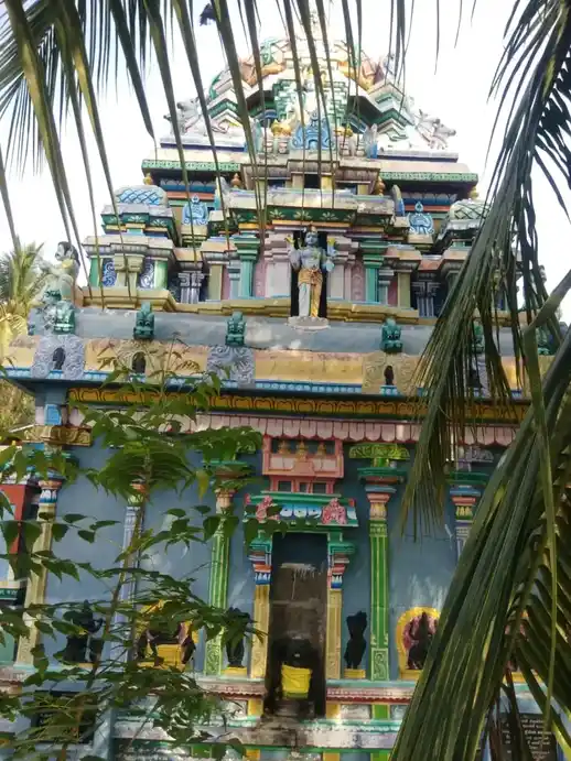 Arulmigu Lakshminarayanaperumal And Someswarar Temple, Barur - 635201 அருள்மிகு லட்சுமி நாராயணப் பெருமாள் மற்றும் சோமேஸ்வரர் திருக்கோயில், -, பாரூர் - 635201, Krishnagiri - Ancient Temple Architecture and History Image 2