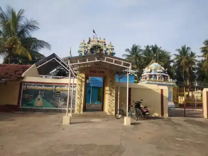 Arulmigu Lakshminarayanaperumal And Someswarar Temple, Barur - 635201 அருள்மிகு லட்சுமி நாராயணப் பெருமாள் மற்றும் சோமேஸ்வரர் திருக்கோயில், -, பாரூர் - 635201, Krishnagiri - Ancient Temple Architecture and History Image 3