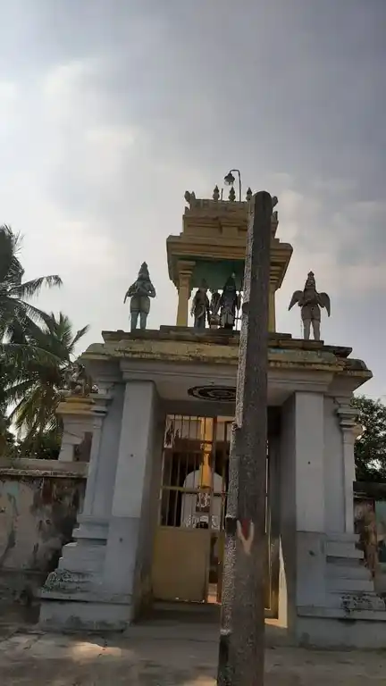 Arulmigu Lakshminarayanaperumal Temple, Kaangiyanoor - 605302 அருள்மிகு லட்சுமிநாராயணப்பெருமாள் திருக்கோயில், Kaangiyanoor - 605302, Viluppuram - Ancient Temple Architecture and History Image 4