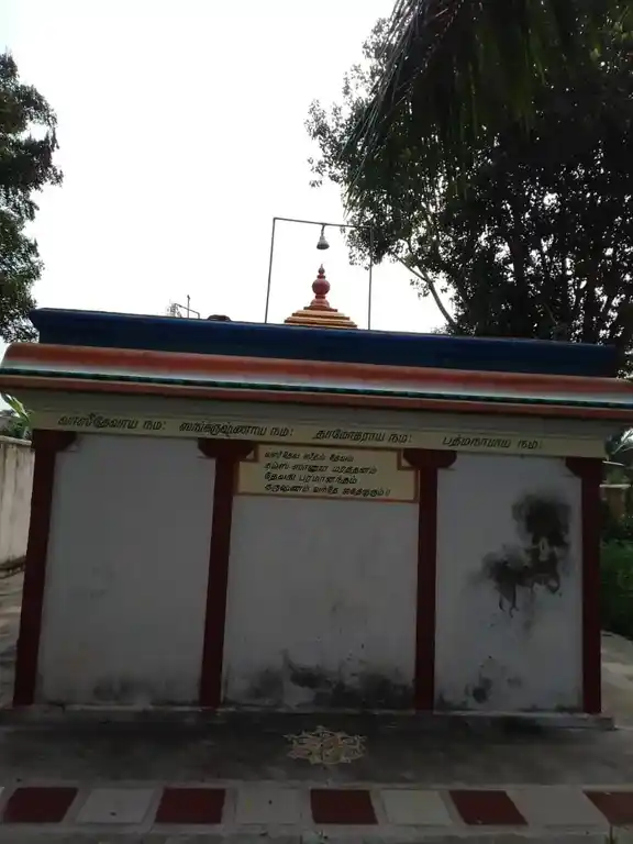Arulmigu Lakshminarayanaperumal Temple, L.N.Purampanruti, Panruti - 607106 அருள்மிகு லட்சுமி நாராயணப்பெருமாள் திருக்கோயில், L.N.Purampanruti, Panruti - 607106, Cuddalore - Ancient Temple Architecture and History Image 4