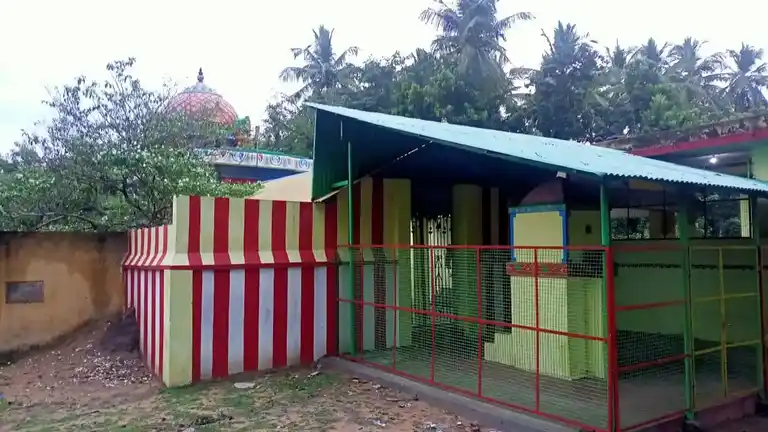 Arulmigu Lakshminarayanaperumal Temple, Mucheryam, Mucheryam - 613703 அருள்மிகு லெட்சுமி நாராயணப்பெருமாள் திருக்கோயில், Mucheryam, Mucheryam - 613703, Thiruvarur - Ancient Temple Architecture and History Image 5