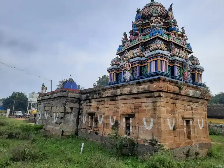 Arulmigu Lakshminarayanaperumal Temple, Nadiyapattu - 606115 அருள்மிகு. லட்சுமிநாராயணப்பெருமாள் திருக்கோயில், Nadiyapattu - 606115, Cuddalore - Ancient Temple Architecture and History Image 7