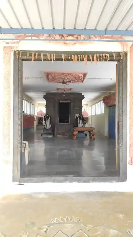 Arulmigu Lakshminarayanaperumal Temple, Padiyur - 638701 அருள்மிகு லட்சுமிநாராயணப்பெருமாள் திருக்கோயில், Padiyur - 638701, Tiruppur - Ancient Temple Architecture and History Image 4