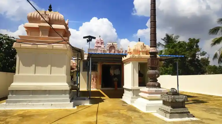 Arulmigu Lakshminarayanaperumal Temple, Padiyur - 638701 அருள்மிகு லட்சுமிநாராயணப்பெருமாள் திருக்கோயில், Padiyur - 638701, Tiruppur - Ancient Temple Architecture and History Image 5