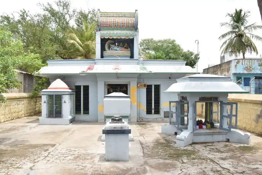 Arulmigu Lakshminarayanaperumal Temple, Thiyagarajapuram - 606401 அருள்மிகு லட்சுமிநாராயணப்பெருமாள் திருக்கோயில், தியாகராஜபுரம் - 606401, Kallakurichi - Ancient Temple Architecture and History Image 4