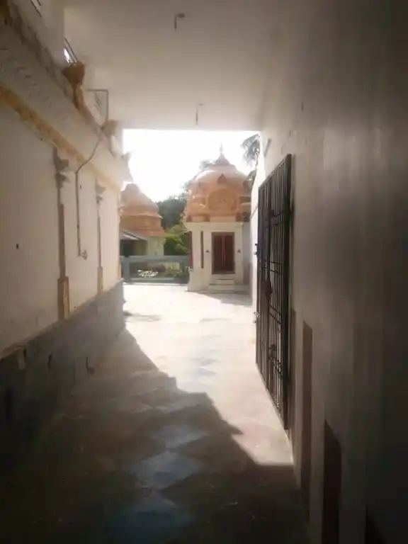 Arulmigu Lakshminarayanaperumal Temple, Valavanur - 605108 அருள்மிகு லட்சுமிநாராயணபெருமாள் திருக்கோயில், வளவனூர் - 605108, Viluppuram - Ancient Temple Architecture and History Image 3