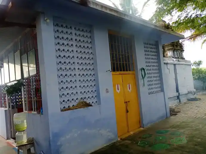 Arulmigu Lakshminarayanasami Temple, Kovilpalayam, Coimbatore - 642110 அருள்மிகு இலட்சுமி நாராயணசுவாமி திருக்கோயில், Kovilpalayam, கோவை - 642110, Coimbatore - Ancient Temple Architecture and History Image 6