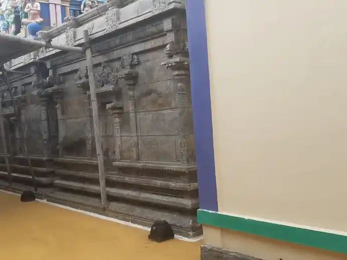 Arulmigu Lakshminarayanasamy Temple, Periyavadamalai Palayam - 638315 அருள்மிகு இலட்சுமிநாராயணப்பெருமாள் திருக்கோயில், Periyavadamalai Palayam - 638315, Erode - Ancient Temple Architecture and History Image 2