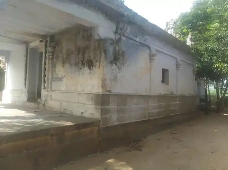 Arulmigu Lakshminarayanaswamy Temple, 12 Pudhur - 632301 அருள்மிகுலட்சுமி நாராயணசாமி திருக்கோயில், 12 Pudhur - 632301, Tiruvannamalai - Ancient Temple Architecture and History Image 4