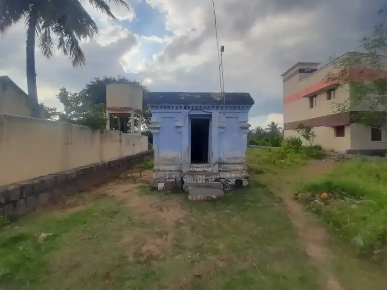 Arulmigu Lakshminarayanaswamy Temple, Appamasamudram - 636108 அருள்மிகு லட்சுமி நாராயணசாமி திருக்கோயில், Appamasamudram - 636108, Salem - Ancient Temple Architecture and History Image 2