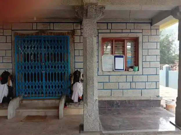 Arulmigu Lakshminarayanaswamy Temple, Begaipalli - 635126 Arulmigu Lakshminarayanaswamy Temple, Begaipalli - 635126, Krishnagiri - Ancient Temple Architecture and History Image 4