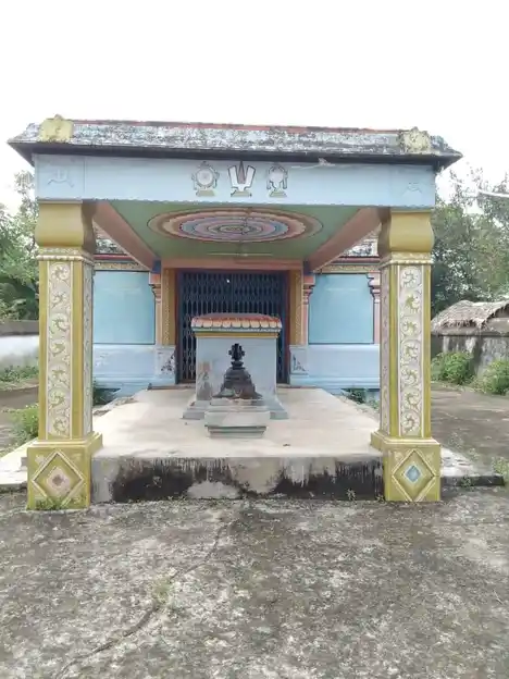 Arulmigu Lakshminarayaperumal Temple, Olugacheri - 612502 அருள்மிகு லெட்சுமிநாராயணப்பெருமாள் திருக்கோயில், Olugacheri - 612502, Thanjavur - Ancient Temple Architecture and History Image 2