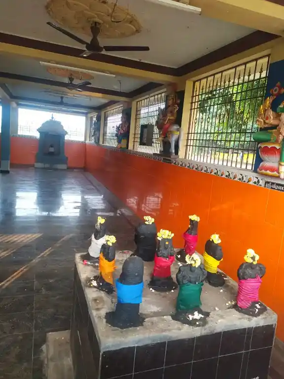 Arulmigu Lakshmiyamman Temple, Ozhukolpattu - 631502 அருள்மிகு லட்சுமியாத்தம்மன் திருக்கோயில், உழக்கோல்பட்டு - 631502, Kancheepuram - Ancient Temple Architecture and History Image 3