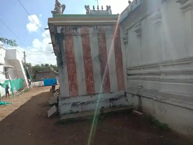 Arulmigu Lakshmy Narayanaperumal Temple, Panaveli - 613101 அருள்மிகு லெட்சுமி நாராயணப்பெருமாள் திருக்கோயில், Panaveli - 613101, Thanjavur - Ancient Temple Architecture and History Image 2