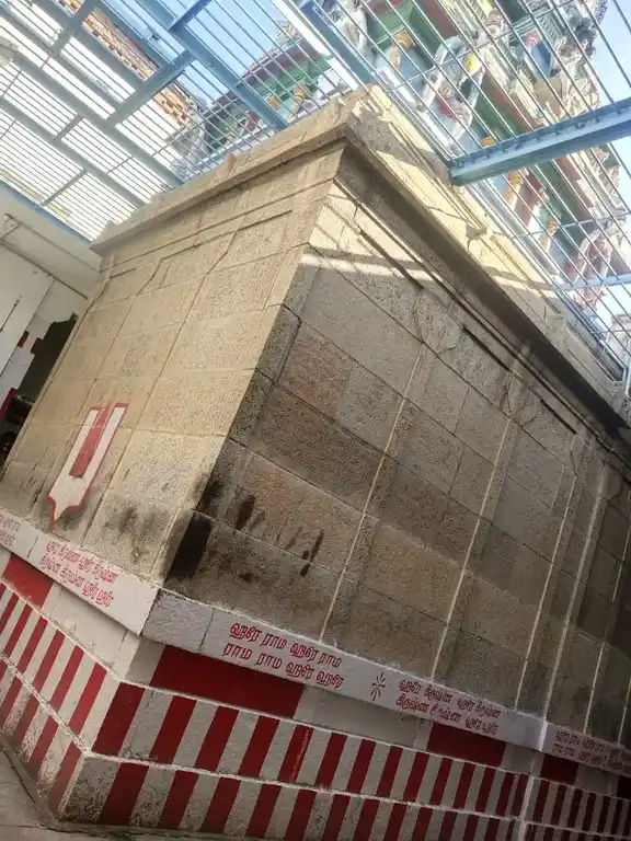 Arulmigu Laksmi Narasingaperumal Temple, Thrirunelveli Town - 620076 லட்சுமிநரசிங்கபெருமாள் திருக்கோயில், Thrirunelveli Town - 620076, Tirunelveli - Ancient Temple Architecture and History Image 2