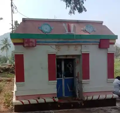 Arulmigu Laksmi Narayanasamy Temple, Thirumalvadi - 636808 அருள்மிகு லட்சுமி நாராயணசாமி திருக்கோயில், Thirumalvadi - 636808, Dharmapuri - Ancient Temple Architecture and History Image 4