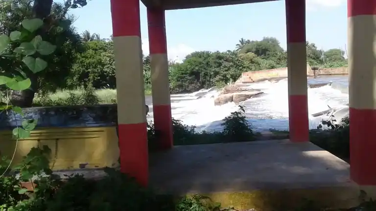 Arulmigu Lala Pirunthavan Temple, Bakarkanpalayam, Bhatharkan Palayam - 625533 அருள்மிகு லாலா பிருந்தாவன் திருக்கோயில், Bakarkanpalayam, பாதர்கன் பாளையம் - 625533, Theni - Ancient Temple Architecture and History Image 4