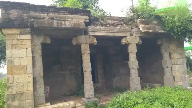 Arulmigu Lashminarasimmasami Temple, Sripuranthan, Ariyalur - 621701 Arulmigu Lashminarasimmasami Temple,  - 621701, Ariyalur - Ancient Temple Architecture and History Image 2