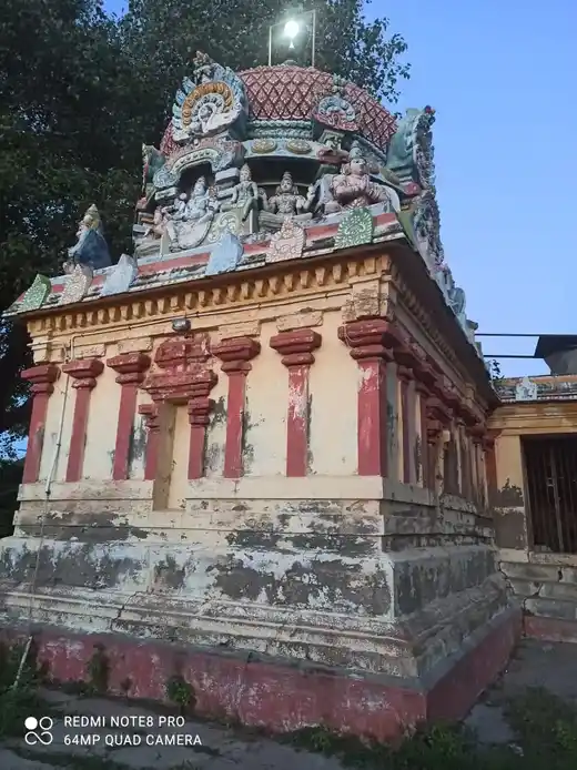 Arulmigu Lashmynarayanaperumal Temple, Sunganthidal, Thanjavur - 613001 அருள்மிகு லெட்சுமி நாராயண பெருமாள் திருக்கோயில், Sunganthidal, Thanjavur - 613001, Thanjavur - Ancient Temple Architecture and History Image 10