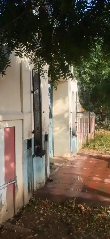 Arulmigu Laxmi Narayanaperumal Temple, Nagaiyanallur - 621207 Arulmigu Laxmi NarayanaPerumal Temple, நாகையநல்லூர் - 621207, Thiruchirappalli - Ancient Temple Architecture and History Image 2