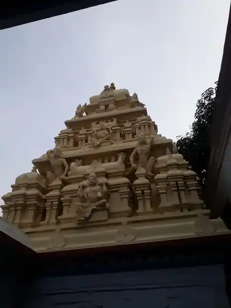 Arulmigu Laxminarasimma Perumal Temple, Ponvilaintha Kalathur - 603405 ஸ்ரீலட்சுமி நரசிம்மஸ்வாமி தேவஸ்தானம், பொன்விளைந்தகளத்தூர் - 603405, Chengalpattu - Ancient Temple Architecture and History Image 3