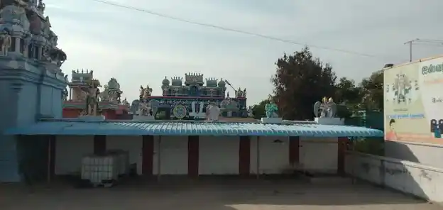 Arulmigu Laxminarasimma Swamy Temple, Adagapadi - 636803 அருள்மிகு லட்சுமி நாராயணசுவாமி திருக்கோயில், Adagapadi - 636803, Dharmapuri - Ancient Temple Architecture and History Image 3