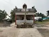 Arulmigu Laxminarayana Perumal Temple, Karunilam - 603204 அருள்மிகு லட்சுமி நாராயணப்பெருமாள் திருக்கோயில், கருநிலம் - 603204, Chengalpattu - Ancient Temple Architecture and History Image 4