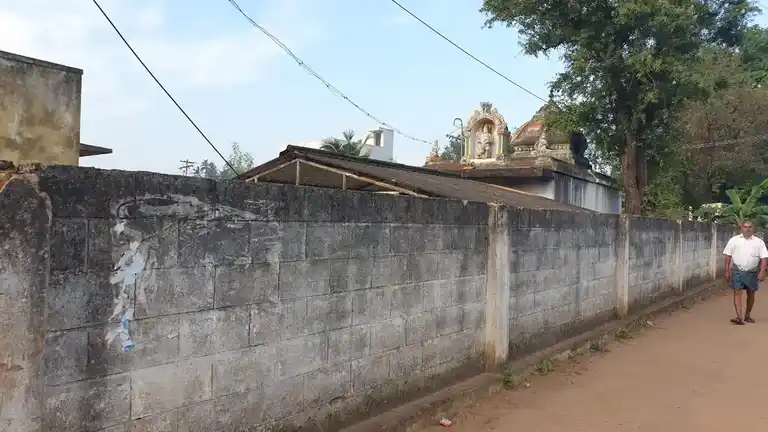 Arulmigu Laxminarayanaperumal Temple, Karaipatti - 621307 Arulmigu Laxminarayanaperumal Temple, Karaipatti - 621307, Thiruchirappalli - Ancient Temple Architecture and History Image 4