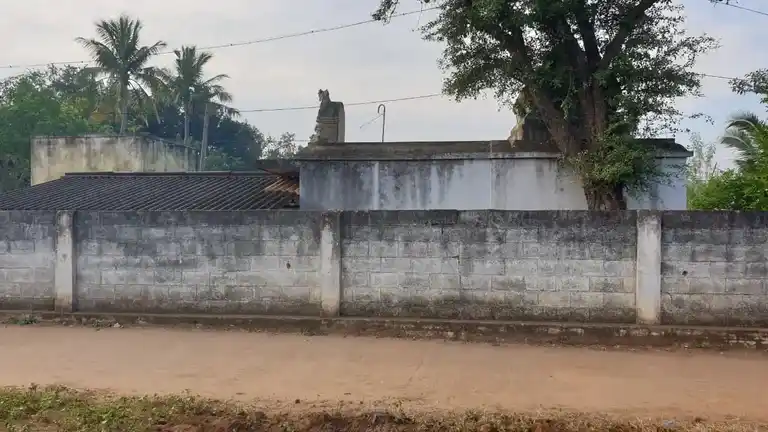 Arulmigu Laxminarayanaperumal Temple, Karaipatti - 621307 Arulmigu Laxminarayanaperumal Temple, Karaipatti - 621307, Thiruchirappalli - Ancient Temple Architecture and History Image 5