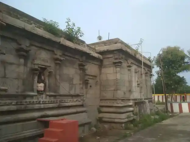 Arulmigu Maanika Eswarar Temple, Thaadhaapuram - 604207 அருள்மிகு மாணிக்கஈஸ்வரர் திருக்கோயில், Thaadhaapuram - 604207, Viluppuram - Ancient Temple Architecture and History Image 5