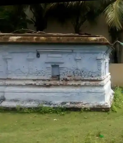 Arulmigu Maari Amman and Vembuli Amman Temple, Mangadu - 600122 அருள்மிகு மாரியம்மன் மற்றும் வேம்புலி அம்மன் திருக்கோயில், மாங்காடு - 600122, Kancheepuram - Ancient Temple Architecture and History Image 3