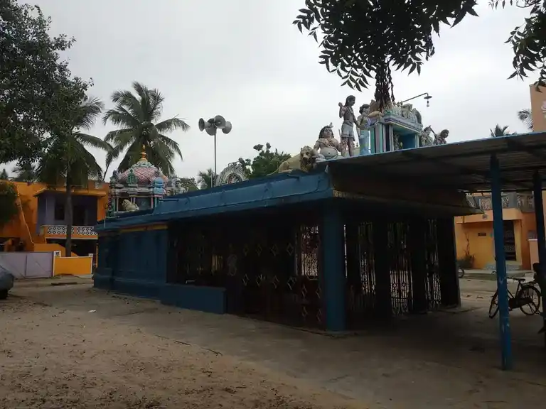 Arulmigu Maariyamman Temple, Karipalaiyam - 603604 அருள்மிகு மாரியம்மன் திருக்கோயில், Karipalaiyam - 603604, Viluppuram - Ancient Temple Architecture and History Image 4