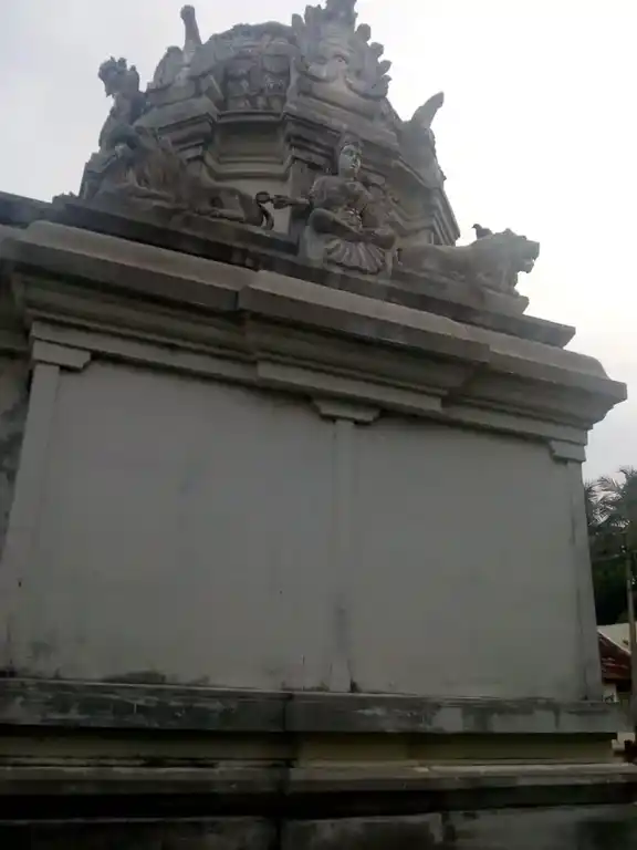 Arulmigu Maariyamman Temple, Thenper - 605654 அருள்மிகு மாரியம்மன் திருக்கோயில், Thenper - 605654, Viluppuram - Ancient Temple Architecture and History Image 3