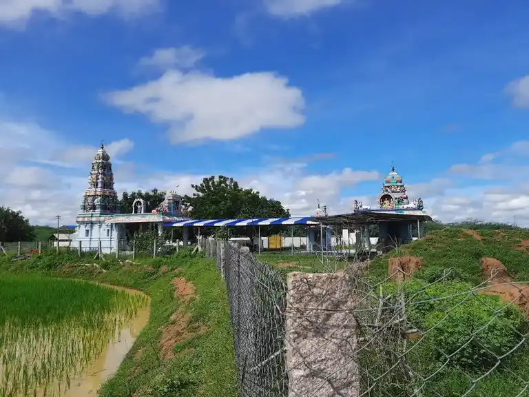 Arulmigu Maarkamudaiya Ayyanar Temple, Parakkulam - 630554 Arulmigu Maarkamudaiya Ayyanar Temple, Parakkulam - 630554, Sivagangai - Ancient Temple Architecture and History Image 2