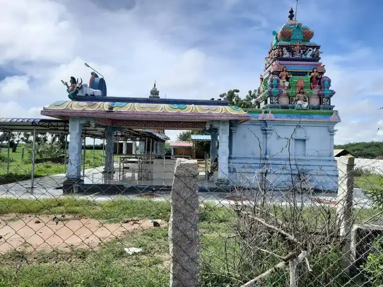 Arulmigu Maarkamudaiya Ayyanar Temple, Parakkulam - 630554 Arulmigu Maarkamudaiya Ayyanar Temple, Parakkulam - 630554, Sivagangai - Ancient Temple Architecture and History Image 3