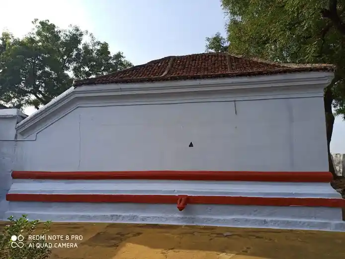 Arulmigu Madakuli Perumal Temple, Chettipatti - 636455 அருள்மிகு மடக்குழி பெருமாள் திருக்கோயில், Chettipatti - 636455, Salem - Ancient Temple Architecture and History Image 2