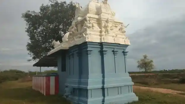 Arulmigu Madamudaiya Ayyanar Temple, Nagarakudi - 630702 அருள்மிகு. மாடமுடைய அய்யனார் திருக்கோயில், Nagarakudi - 630702, Sivagangai - Ancient Temple Architecture and History Image 2