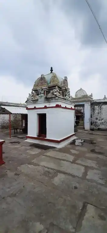 Arulmigu Madavarayaperumal Temple, Muthur - 638105 அருள்மிகு மாதவராயப்பெருமாள் திருக்கோயில், Muthur - 638105, Tiruppur - Ancient Temple Architecture and History Image 5
