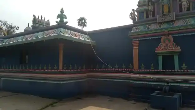 Arulmigu Madavarayaswamy Temple, Thenenahalli, Periyanahalli - 635205 அருள்மிகு மாதவராயசுவாமி திருக்கோயில், Thenenahalli, Periyanahalli - 635205, Dharmapuri - Ancient Temple Architecture and History Image 3